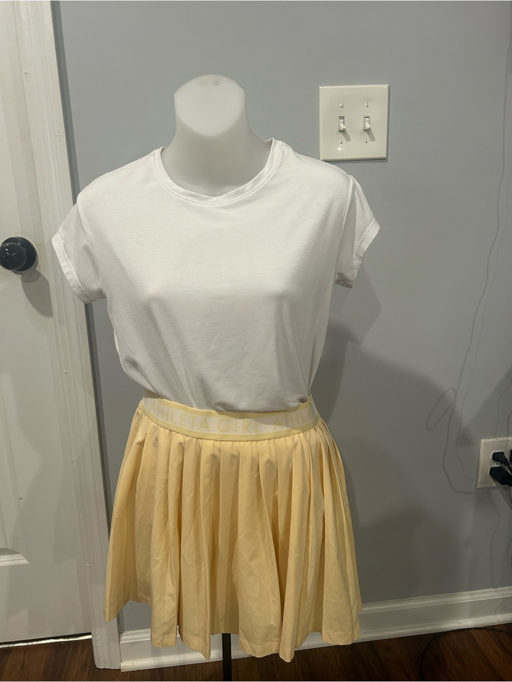 Athleta Girl top and skort set. Top size Large girls skort size xxl 16